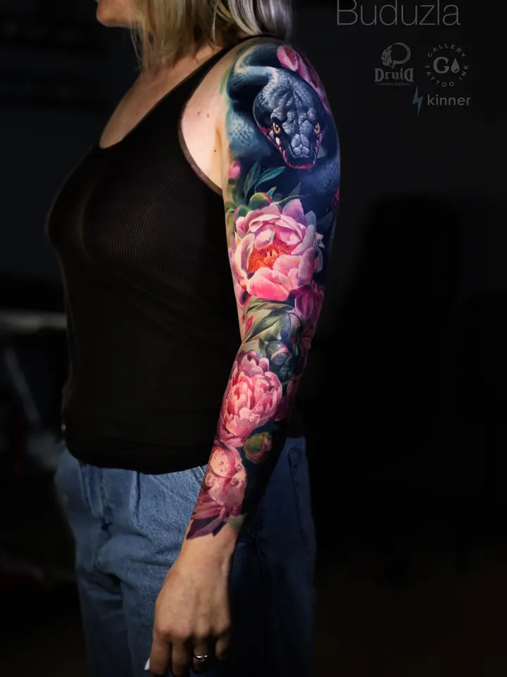 Тату-рукав — работа мастера MAIN Tattoo, Санкт-Петербург